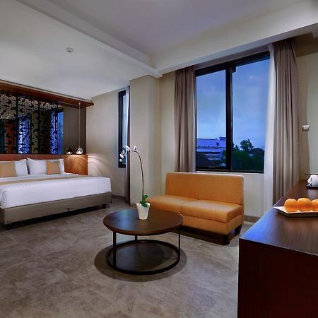 Aston Inn Mataram Ngoại thất bức ảnh