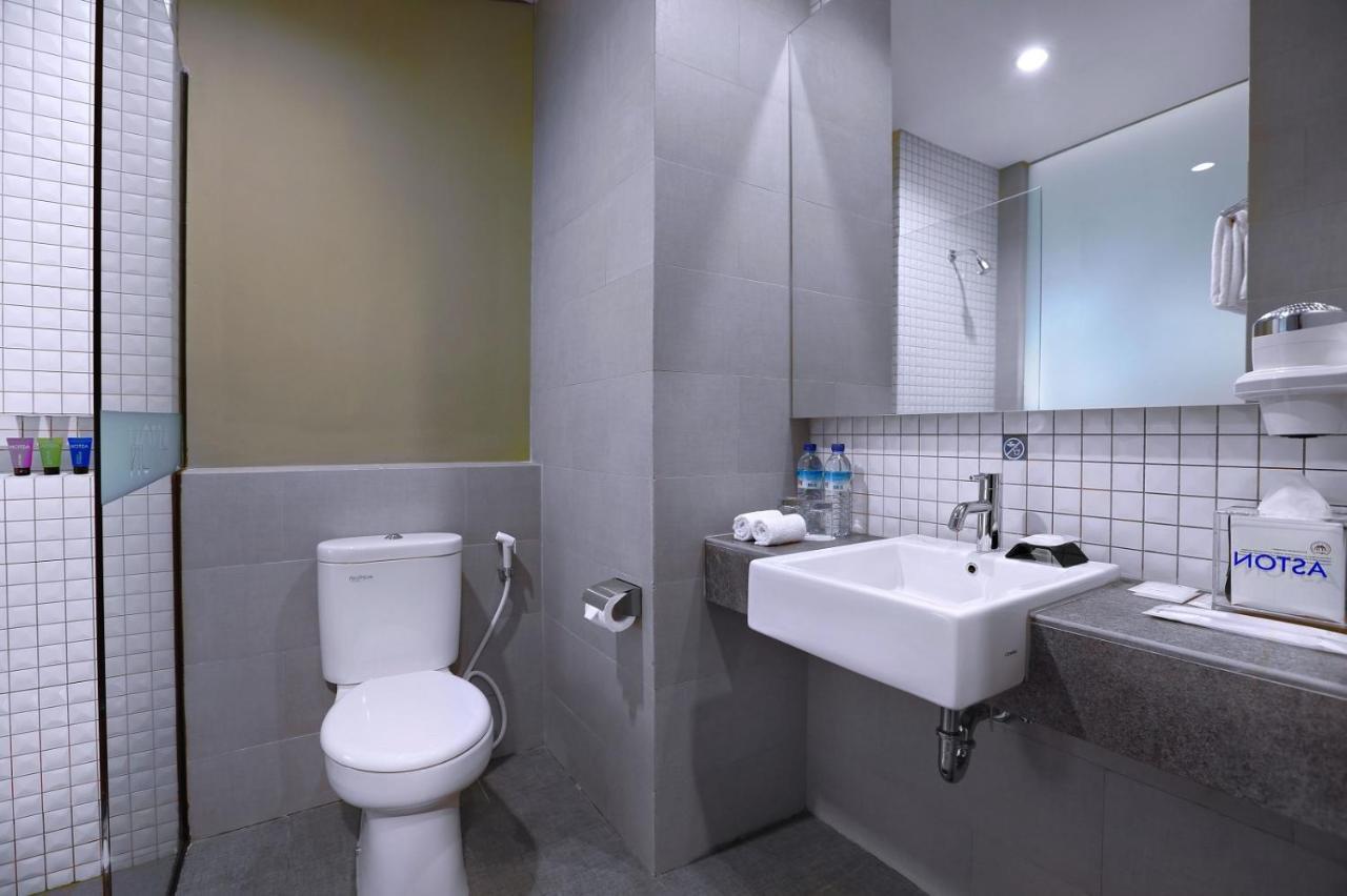 Aston Inn Mataram Ngoại thất bức ảnh
