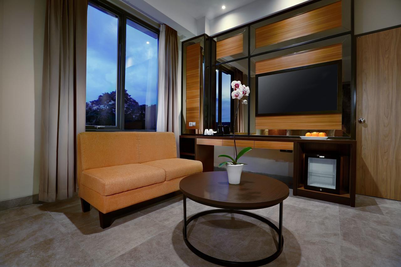 Aston Inn Mataram Ngoại thất bức ảnh