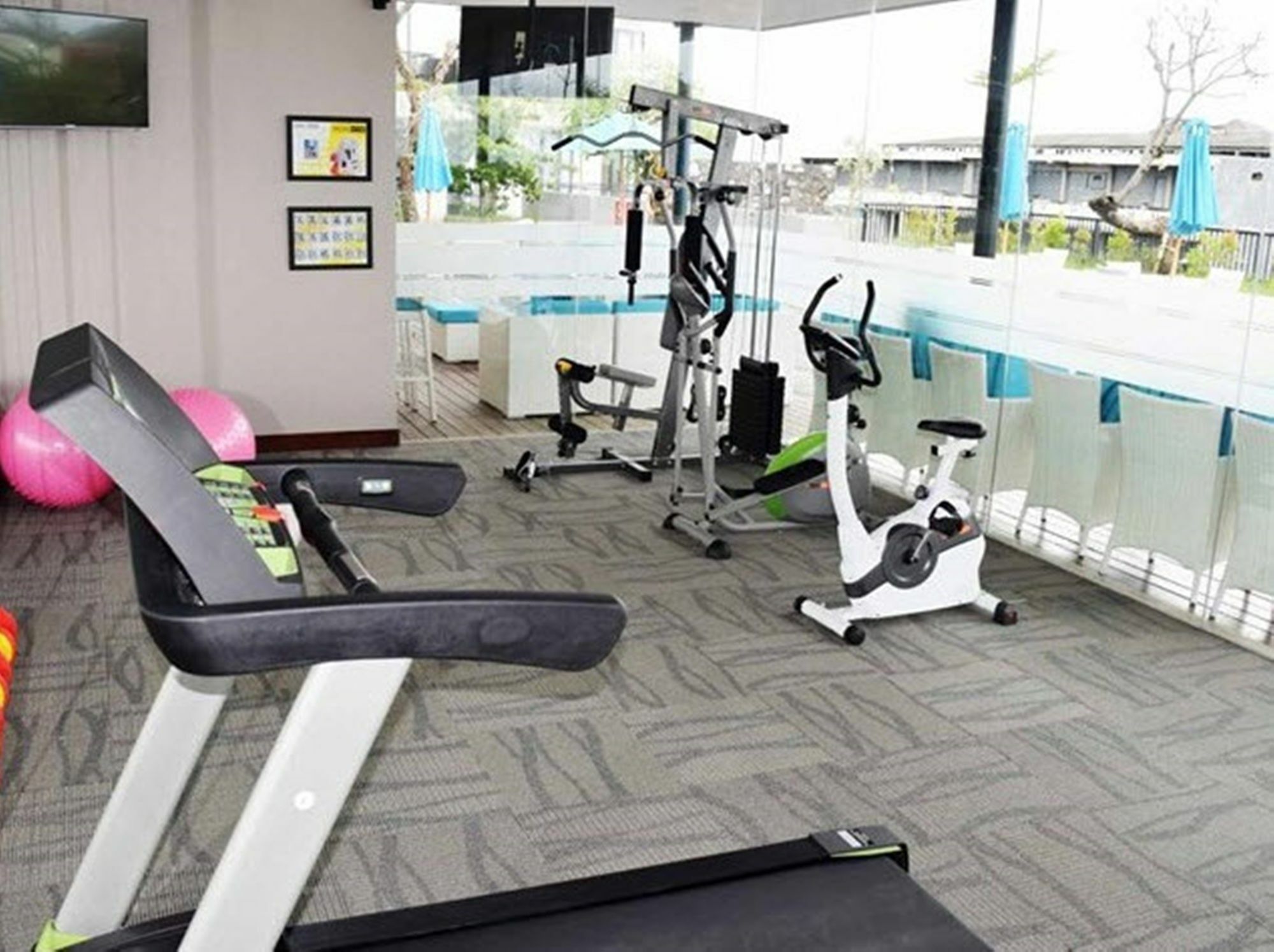 Aston Inn Mataram Ngoại thất bức ảnh